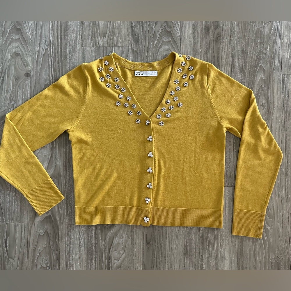 ZARA Yellow Embellished Cardigan - Picture 3 of 8
